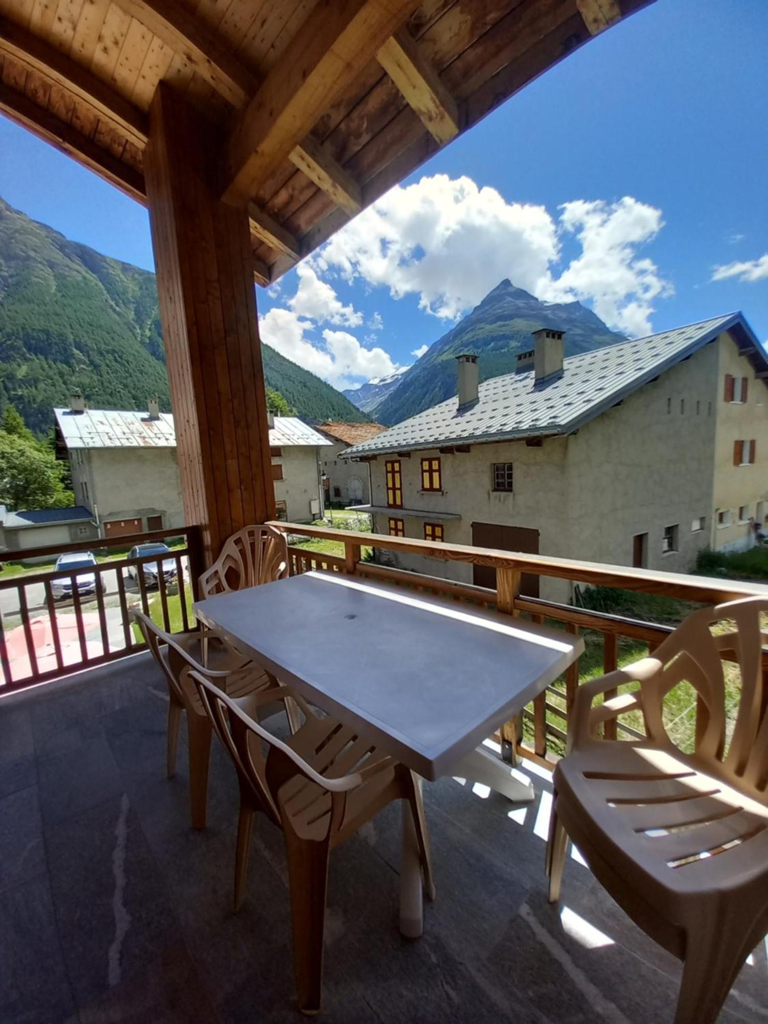Chalet l'aubépine résidence B&B Bessans Exterior foto