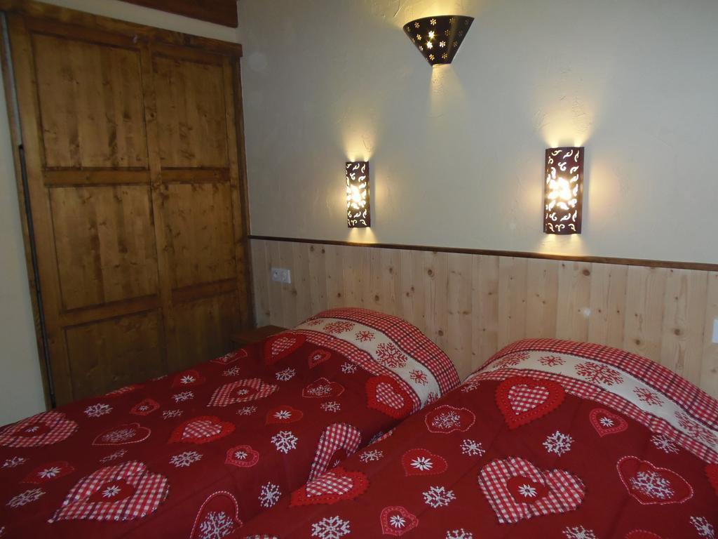 Chalet l'aubépine résidence B&B Bessans Exterior foto