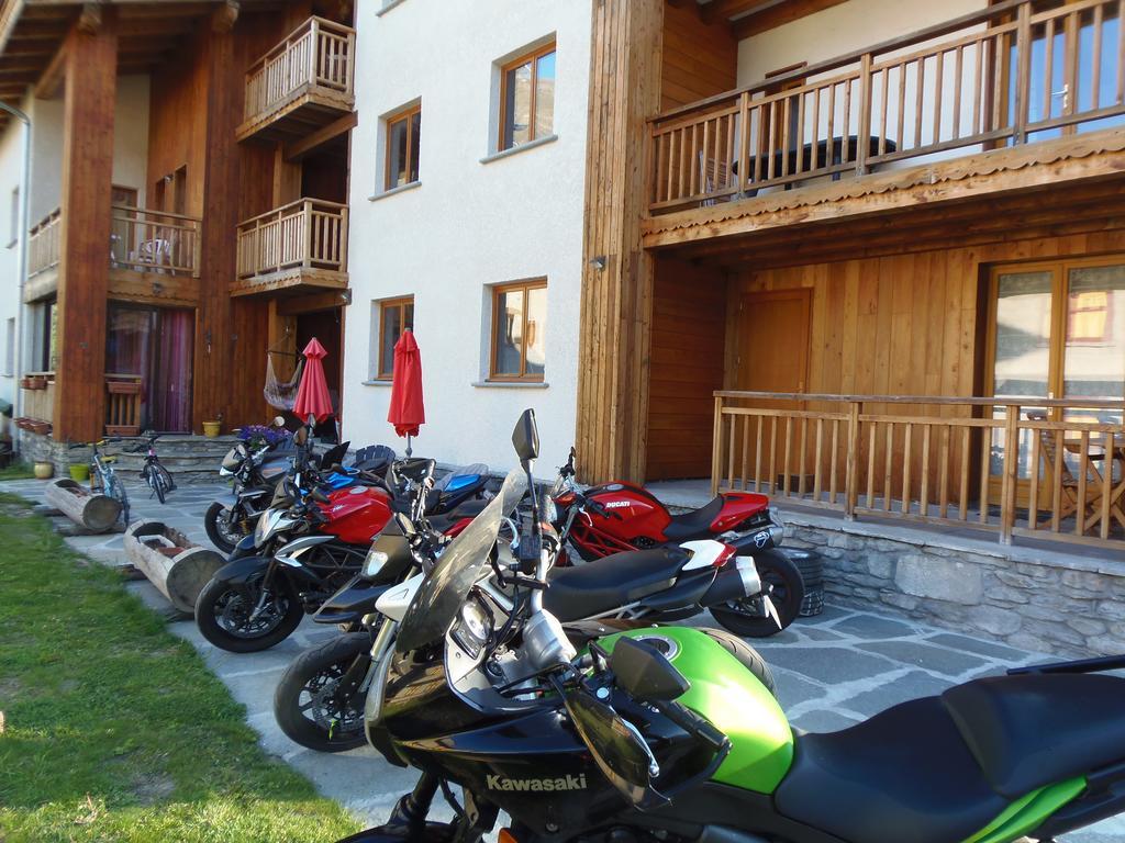 Chalet l'aubépine résidence B&B Bessans Exterior foto